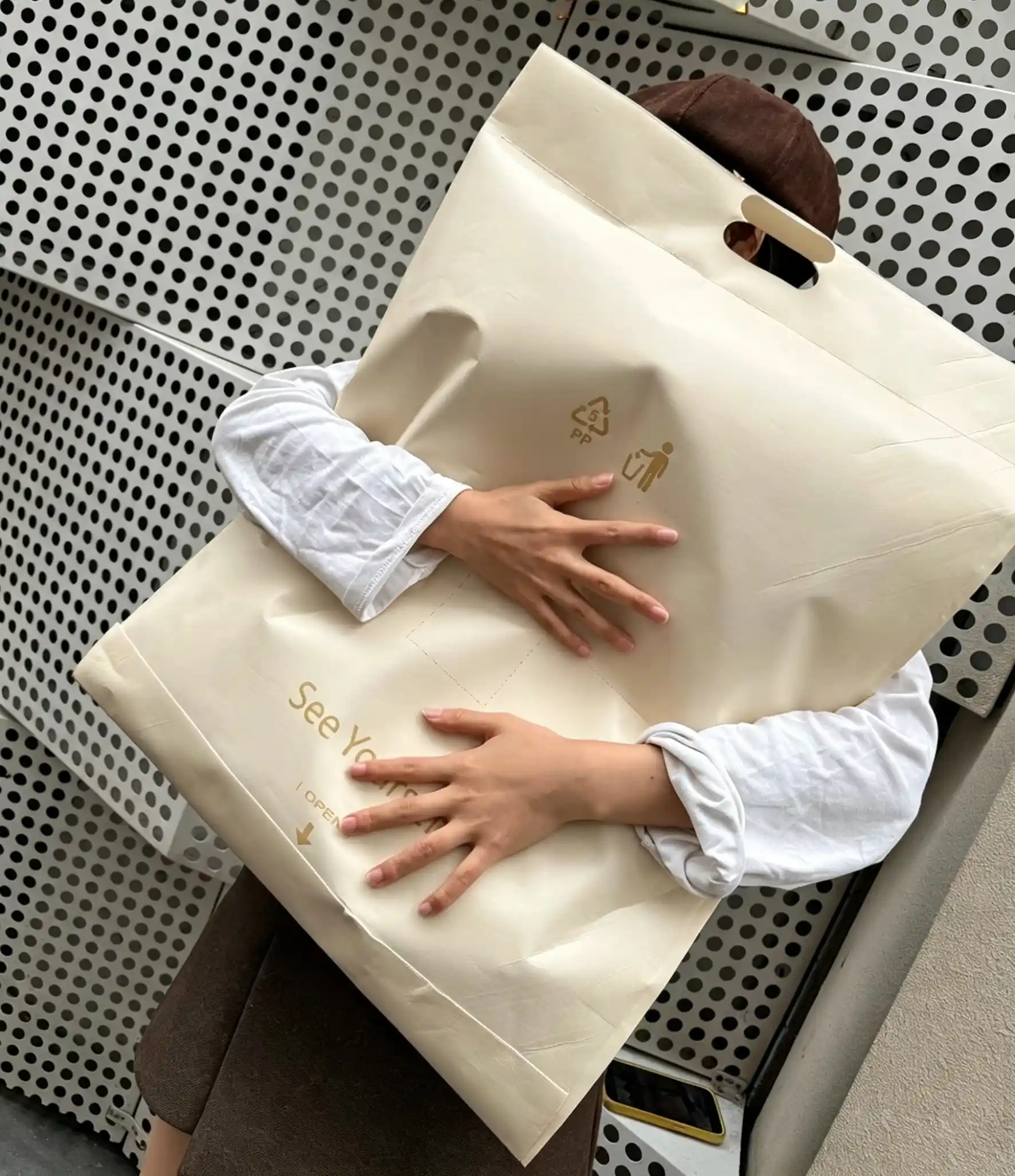 Premium Oversized Heavy-Duty Carry Mailer Bag Thick Plastic - Image 4